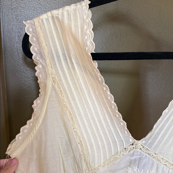 Free People lace detail slip - Picture 5 of 10